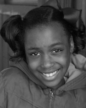 Tynia - 10, F
