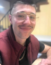 Ronan - 19, M