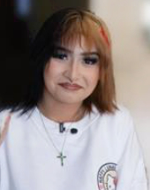 Emily - 15, F