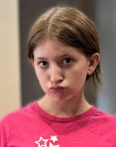 Naomi - 14, F