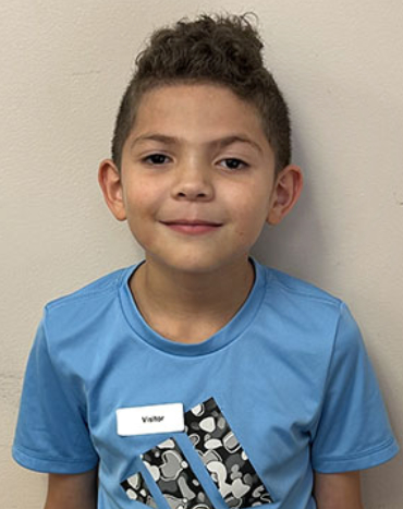 Rogelio - 8, M