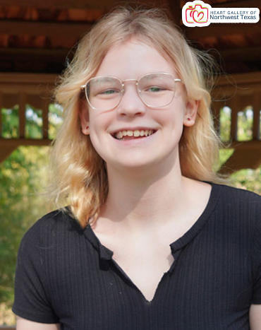 Isabella - 16, F
