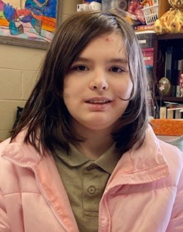 Alyvia - 12, F