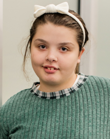 Chloe - 15, F
