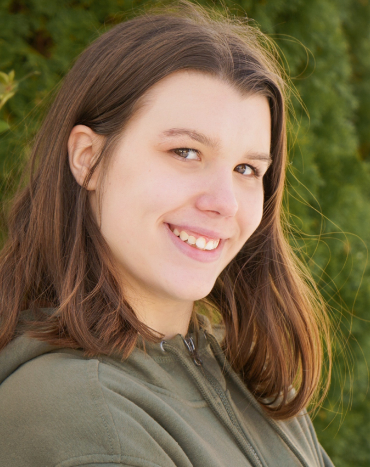 Makayla - 17, F