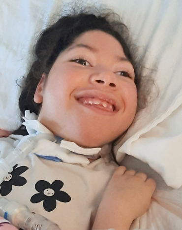 Gabriella - 9, F