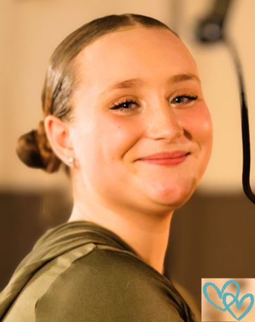 Rosalie - Female, age 14