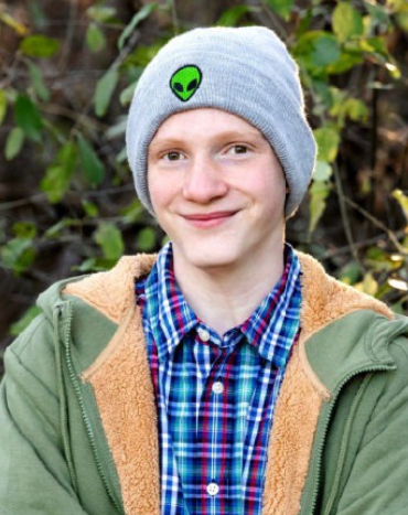 Riley - 16, M