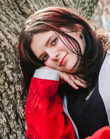 Sara - 14, F