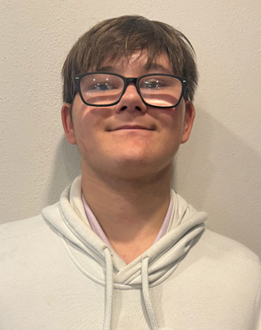 Russell - 16, M