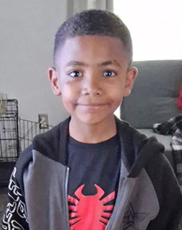 Nickolas - 8, M