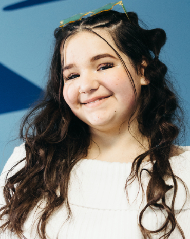 Avery (Ava) - 17, F