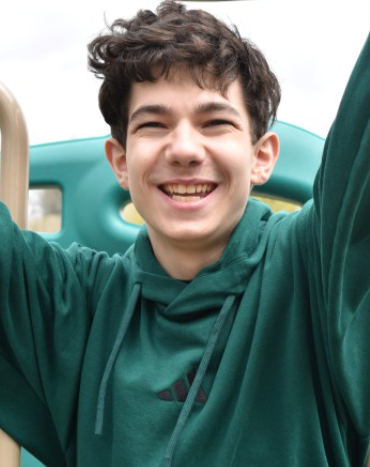 Johnathan - 17, M