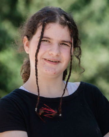 Cayla - 13, F