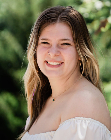 Shaylee - 16, F