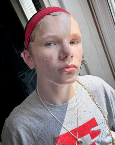 Emily - 15, F