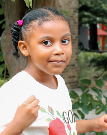Naomi - 5, F