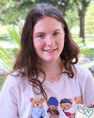Julianna - 12, F