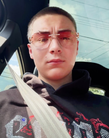 Bryson - 16, M