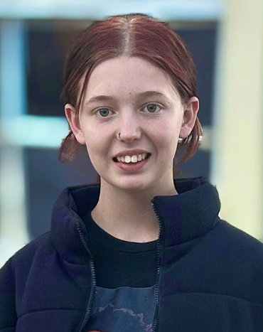 Khloe - 15, F