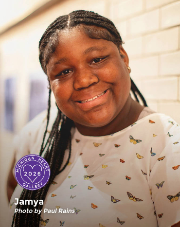 Jamya - 15, F