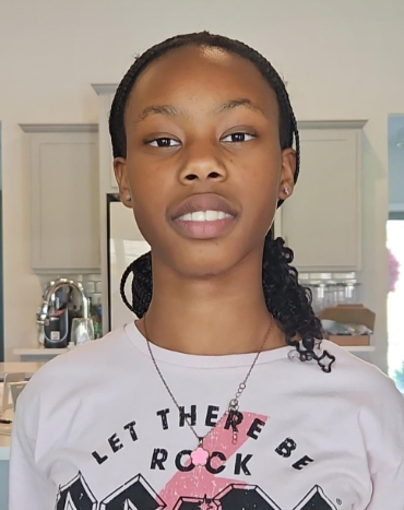 Emily - 12, F
